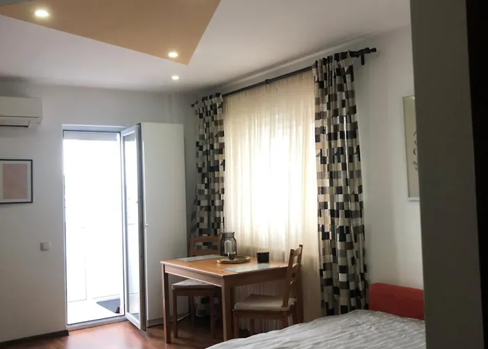Garsoniera Relax Drumul Taberei Апартаменти Бухарест